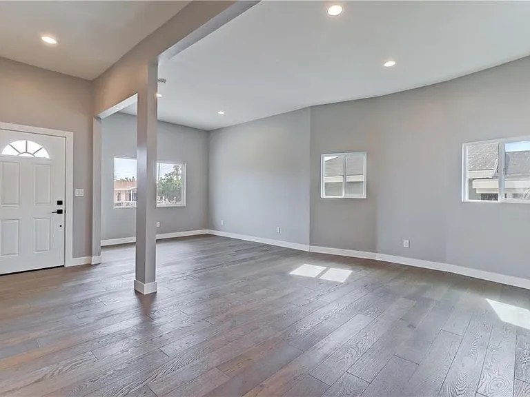 409 Olive St #A — Photo 6