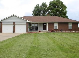 67 Mecklin School Rd, Napoleon, MO 64074