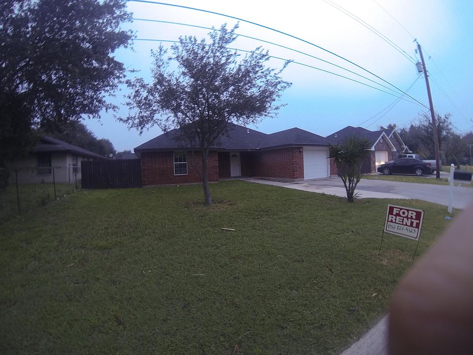 2nd image of 1017 E Pineridge Ave