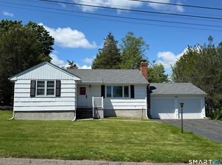 26 Maple Street, Trumbull, CT 06611