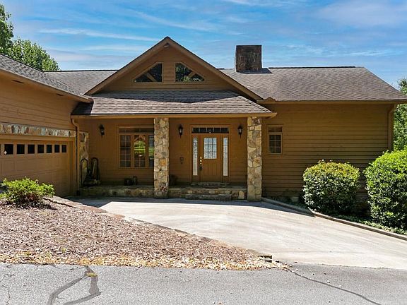 5th image of 502 Grandview Dr
