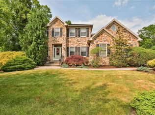 10 Cog Cir, Easton, PA 18045