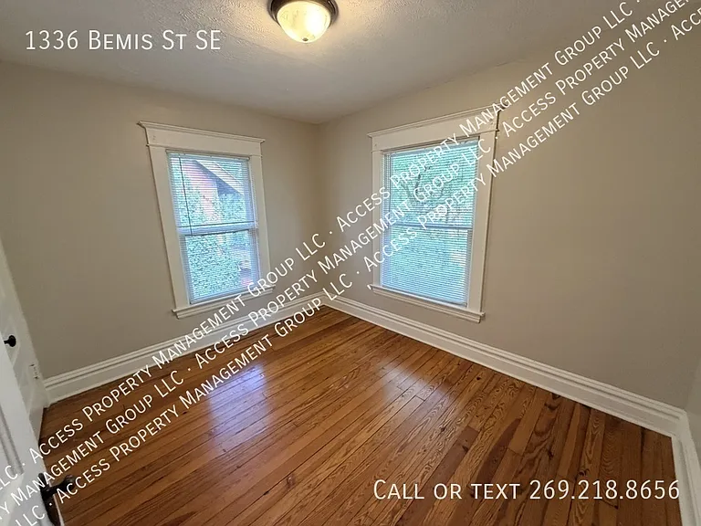 1336 Bemis St SE — Photo 30