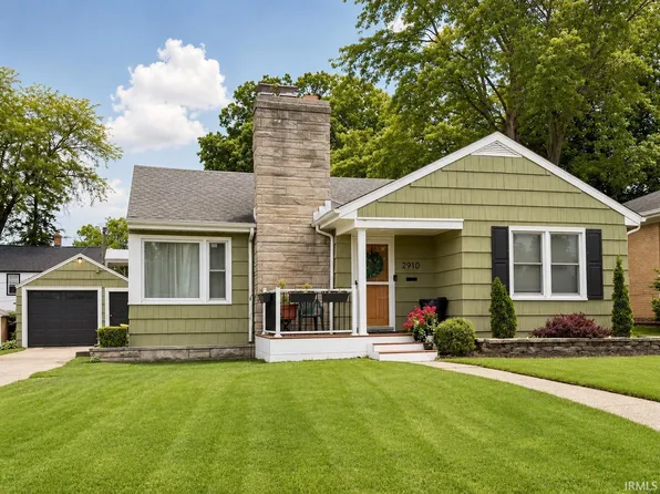 2910 Erskine Blvd, South Bend, IN 46614