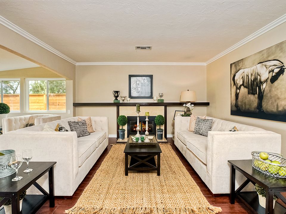 1st image of 18189 Verano Dr