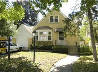 1331 Briar Ct, Des Plaines, IL 60018