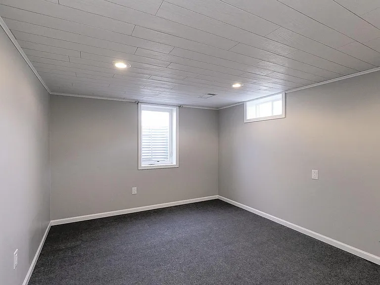 5540 Oldham St — Photo 17