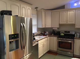 826 Shepard Ave, Hamden, CT 06514