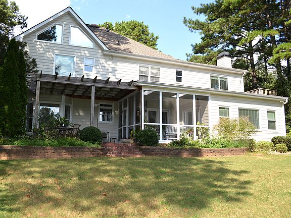 4th image of 1561 Brookwood Lake Dr