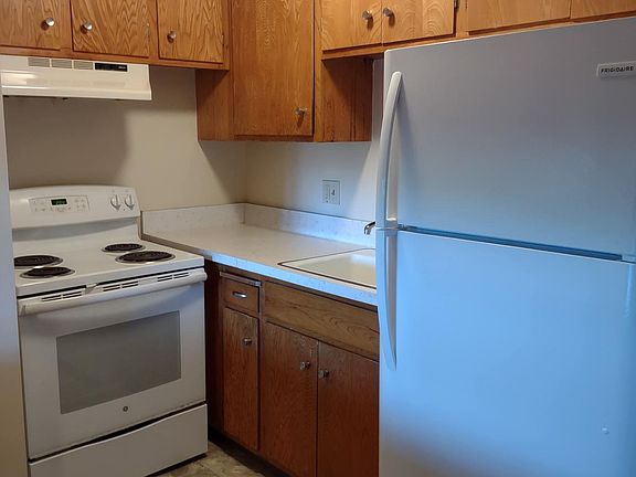 4th image of 1221 S El Camino Real #209