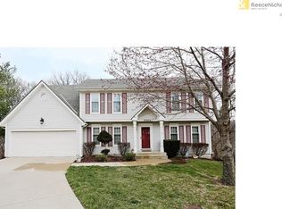 3300 SW Park Ln, Blue Springs, MO 64015