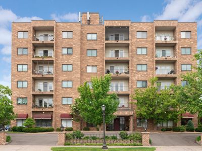 745 Grand Ave APT 402, Saint Paul, MN, 55105