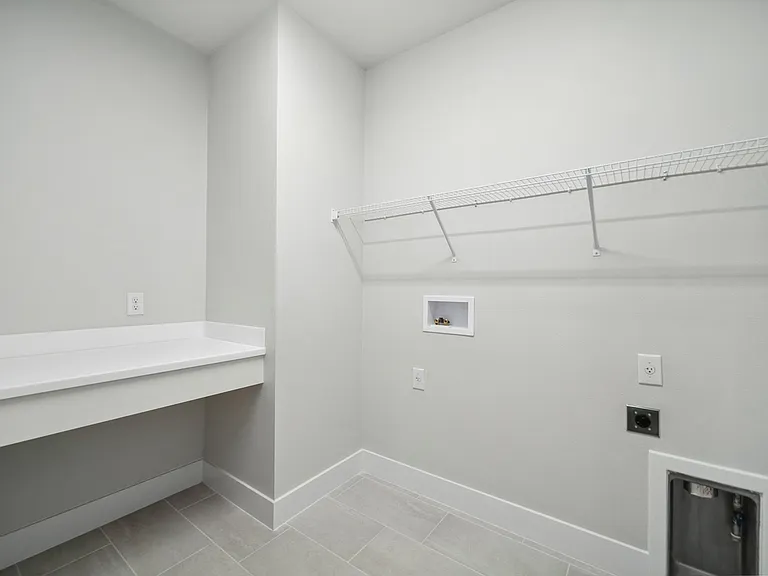 7244 Sutton Ln — Photo 5