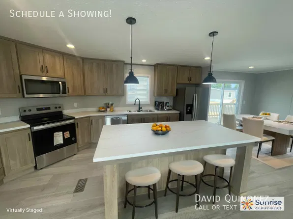 701 W Mill St, Pataskala, OH