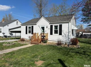 317 S 3rd St, Marion, IL 62959