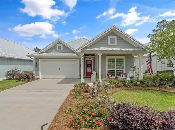 2499 Bienville Ave, Gulf Shores, AL 36542
