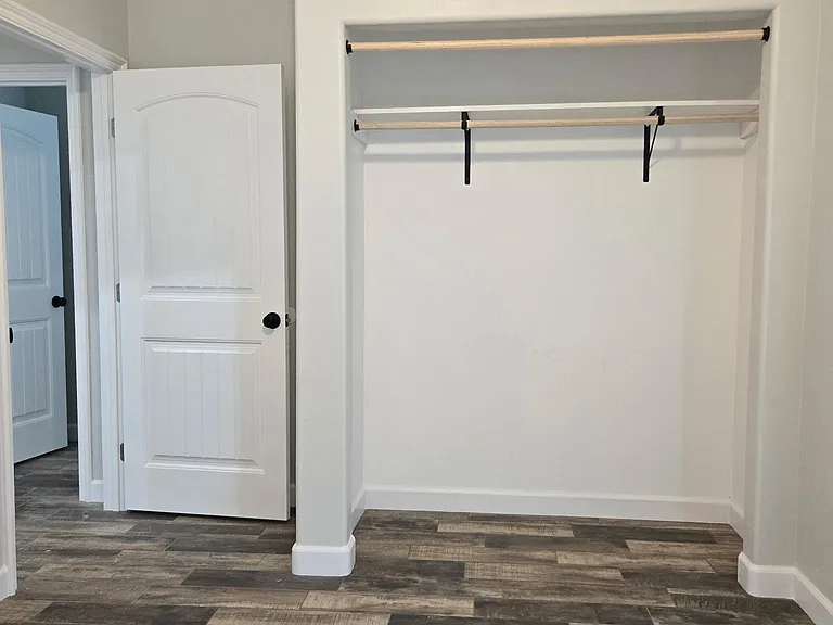 7727 McKinley Ave — Photo 11
