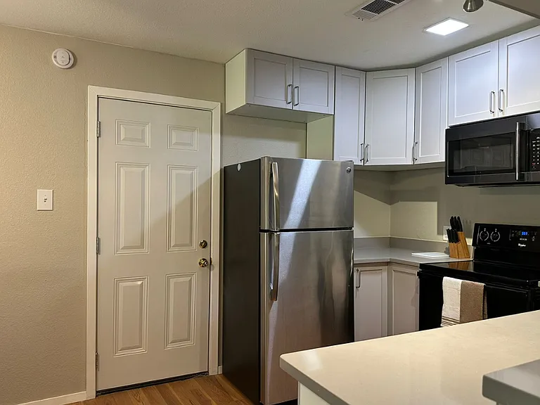 1607 Sagebrush Trl — Photo 18