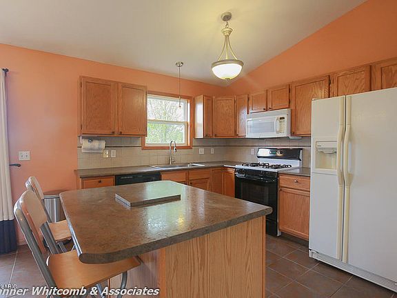 5th image of 520 Lasalle Ave NW