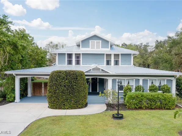 230 Fraser Ave, Labelle, FL 33935