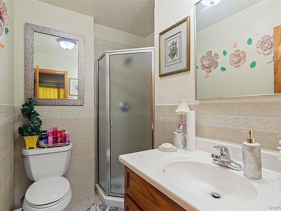 4th image of 742 E 58th Street