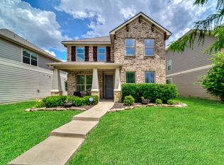 724 Whitemarsh Dr, Aubrey, TX 76227