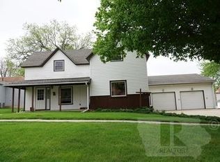 54 3rd Ave, Manilla, IA 51454