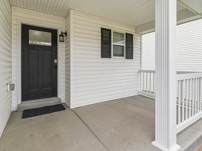 907 Black Bear Dr — Photo 4