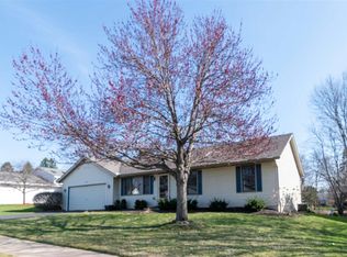 5671 Alma Dr, Rockford, IL 61108