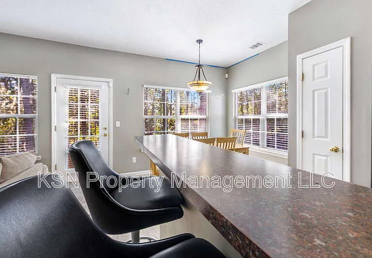 13 Orchid Ln — Photo 9