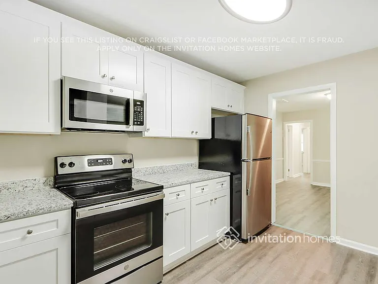 2365 Shamrock Dr — Photo 9