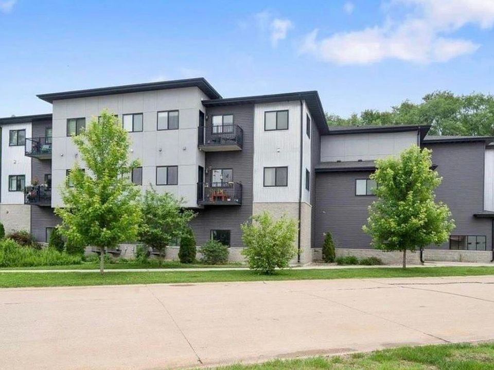 La Riviere Condos Cedar Falls, IA Zillow