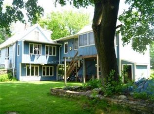 20 Manchaug St, Douglas, MA 01516