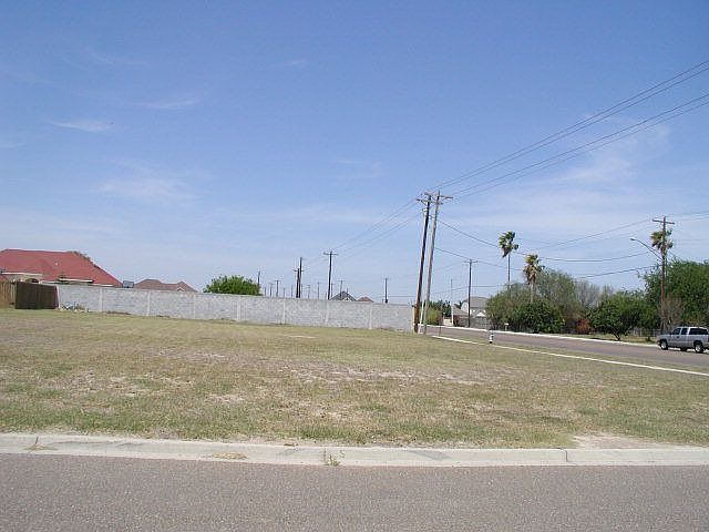 1st image of 1513 Merlin Dr