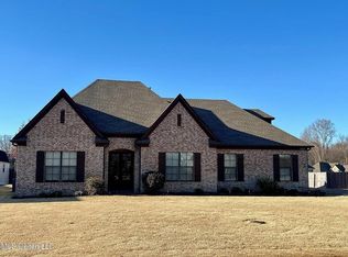7799 Emily Hill Ln, Olive Branch, MS 38654