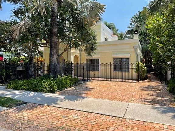 2nd image of 2619 Clematis Pl