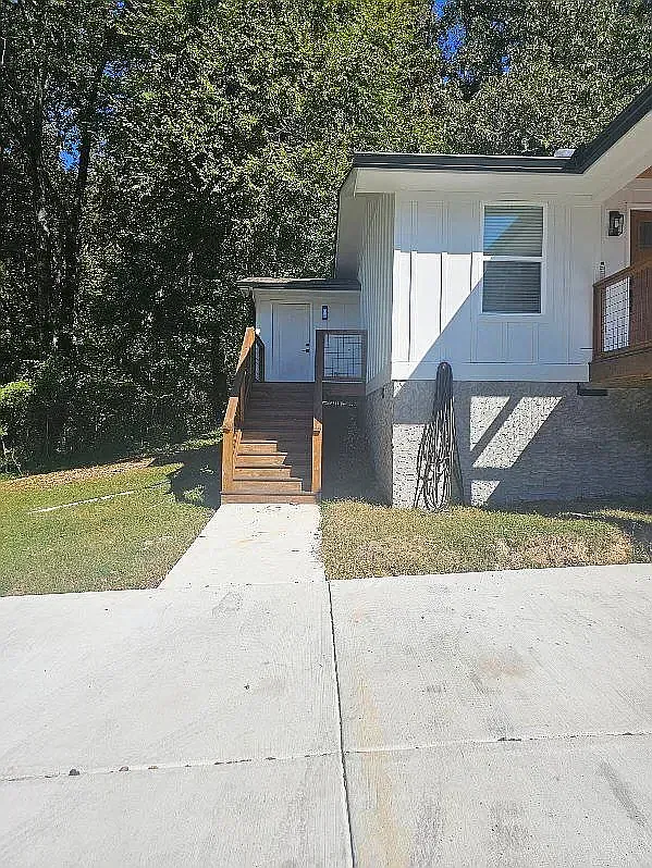 2 bed, 950 sqft, $1,250 — Photo 2