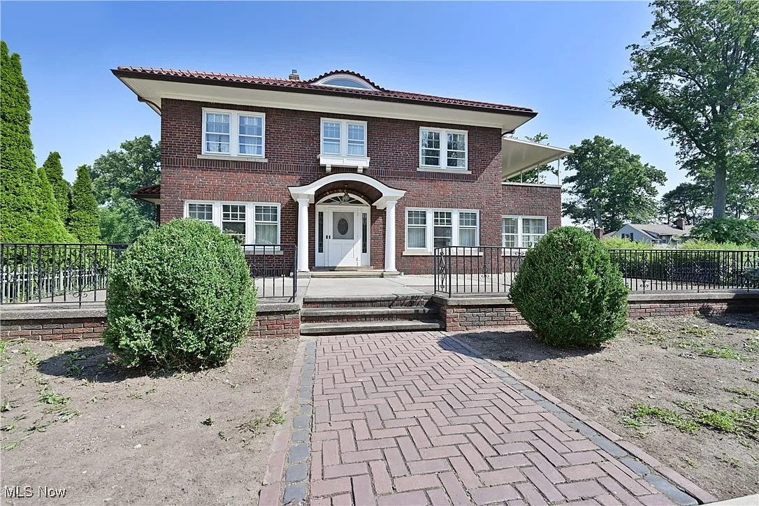 24510 Lake Rd photo 1