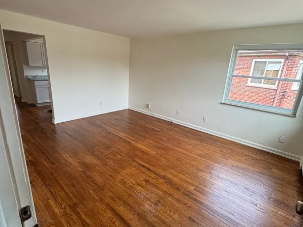 3922 E Gatewood Ln #1, Cincinnati, OH 45236