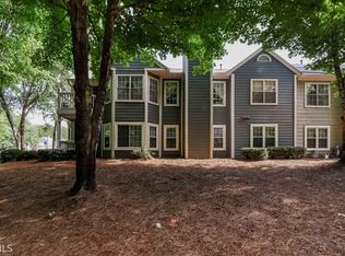 101 Mill Pond Rd, Roswell, GA 30076