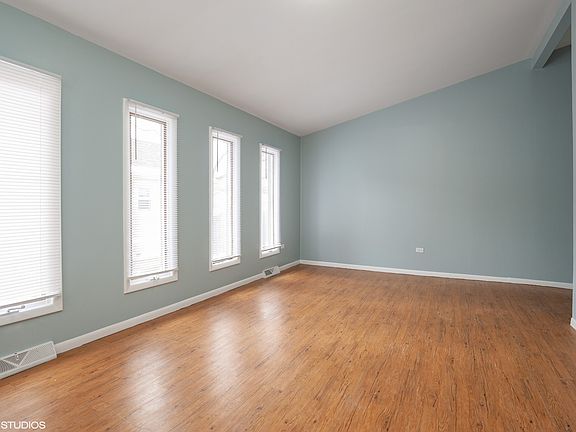 4th image of 132 N Sumac Ave