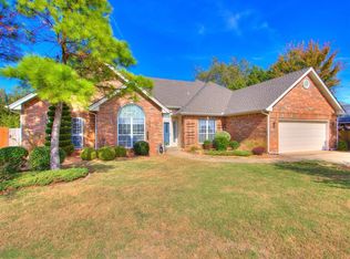 4109 Stonehurst St, Norman, OK 73072