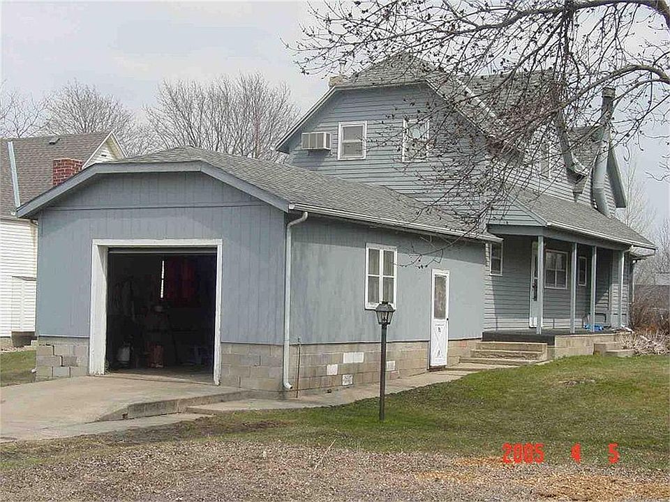 2nd image of 407 S Adams St