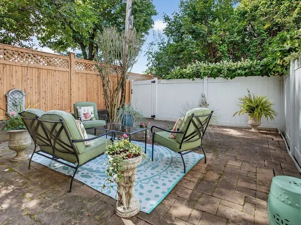 100 Baldwin St #1, Charlestown, MA 02129