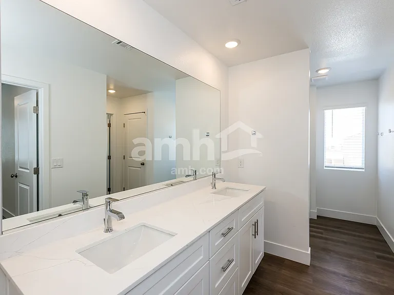 9572 Marchmont Rd — Photo 13