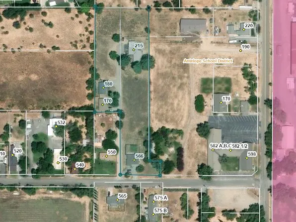 566 Round Up Ave, Red Bluff, CA 96080