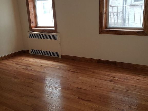 4th image of 735 Ocean Ave APT 2E
