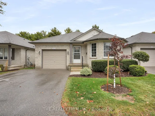 20 Windemere Pl #17, Saint Thomas, ON N5R 6H6