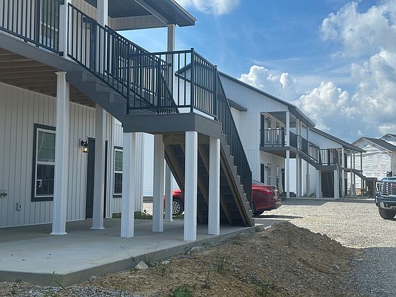 2nd image of 1279 Barbourville Rd #1