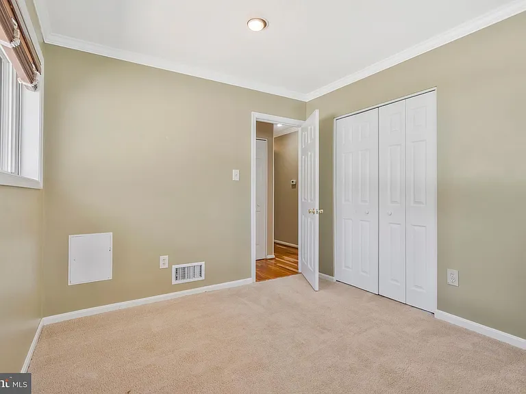 304 Patrick St SW — Photo 22